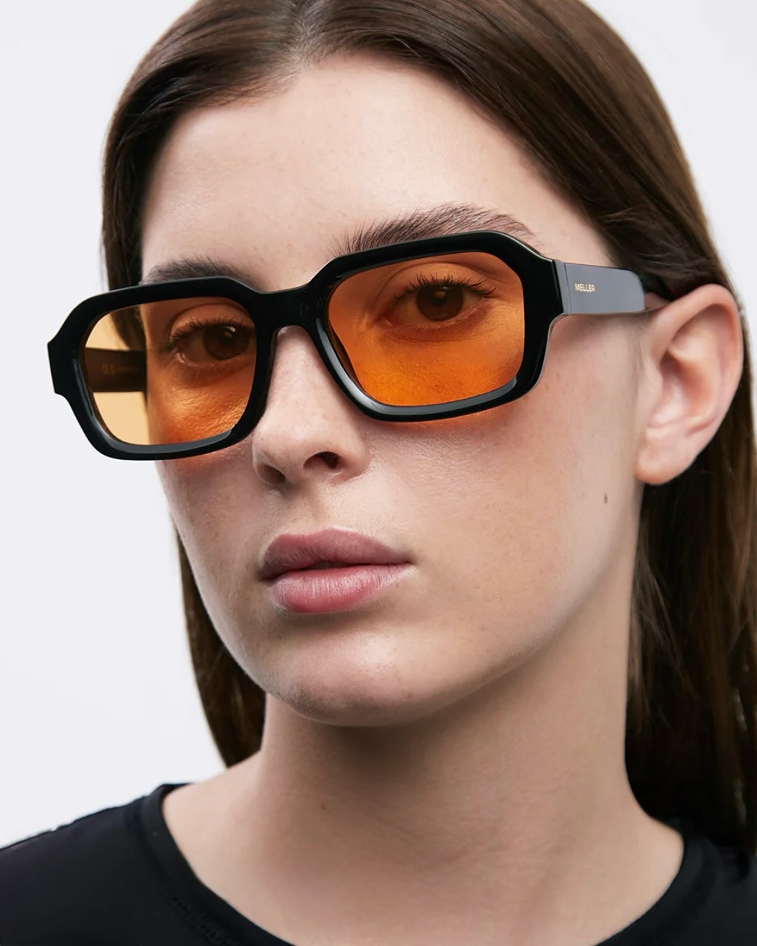 Woman wearing the same Meller square frame